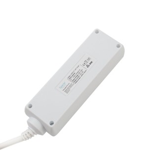 Alargador Spacer PP-3-15, 3 tomas Schuko, 1.5m, 16A, blanco Alargador Spacer PP-3-15, 3 tomas Schuko, 1.5m, 16A, blanco